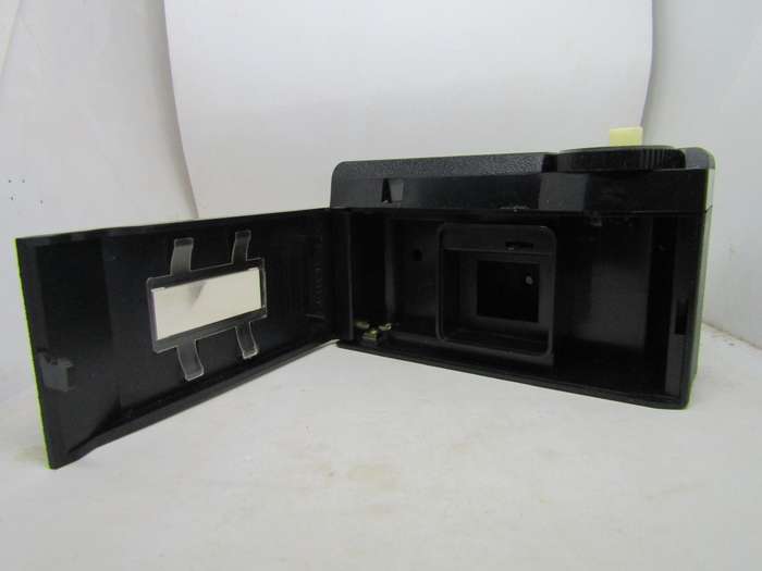 Olympia Luxus 126 Flashcube Camera in Original Box