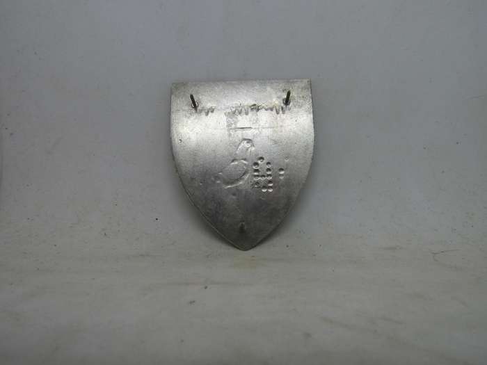 SADF 2 Signals  Regiment Shoulder Flashes. Pins intact.