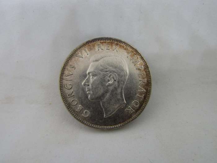 1942 South African Half Crown. Mintage 3 179 555 Higher Grade B