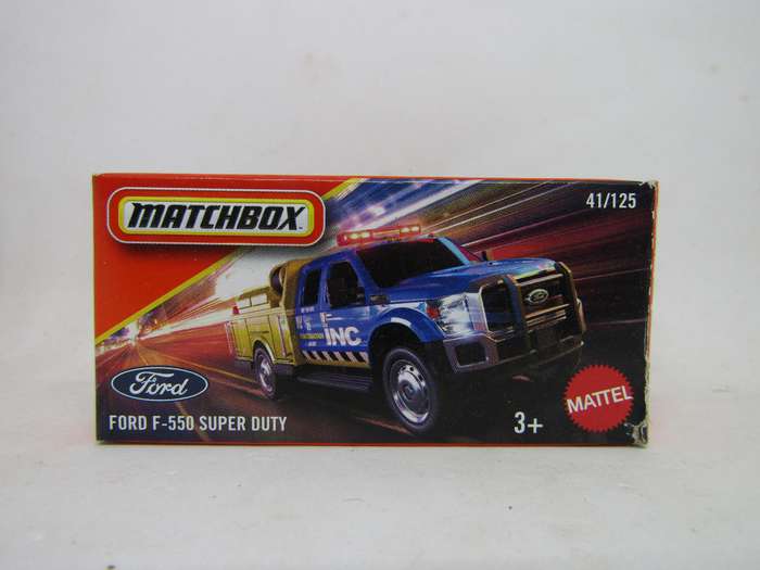2024 Matchbox - Ford F550 Super Duty Sealed  Scale 1:64