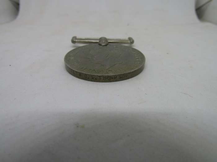 WW2 1939 to 1945 Medal to  GL Thompson