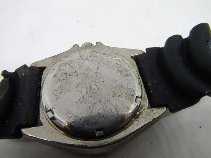 Roamer Divers Men's Watch 4cm diameter. 100% working with new battery