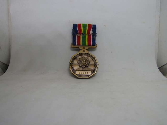 SAP 10 Years Commemoration Medal. Full Size