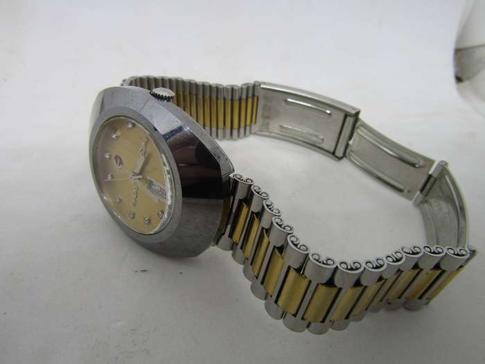 Original Rado Diastar Men's Wrist Watch. Works