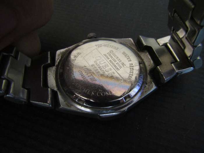 Guess Waterpro Steel. Untested. Take as Spares or Restoration