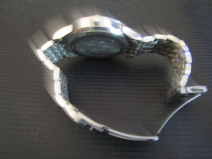 Justine Crystal Untested. Take as Spares or Restoration. Its crap I know