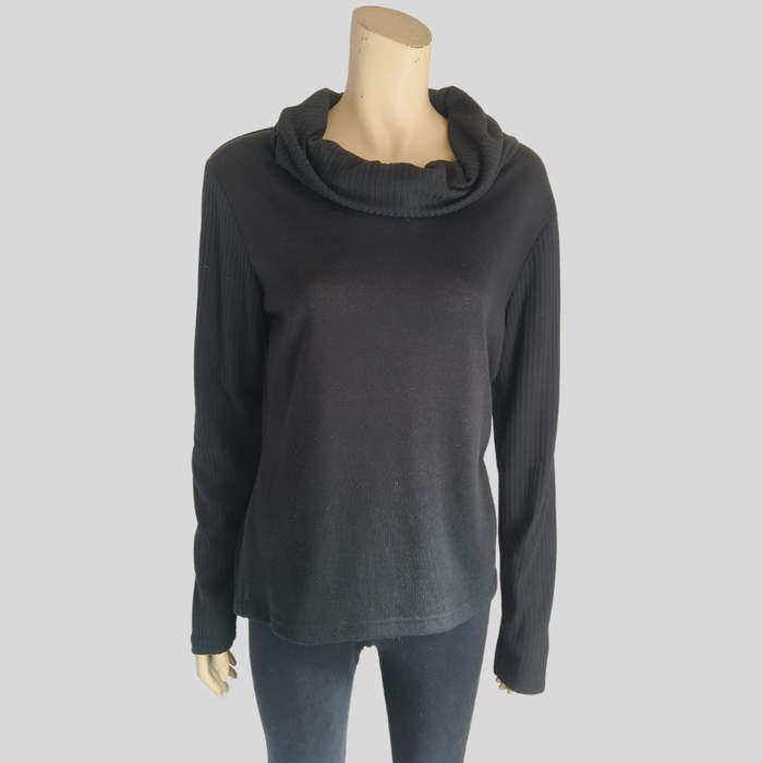 Black Top size 12