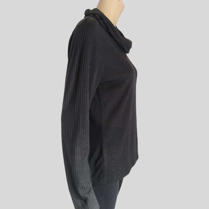 Black Top size 12