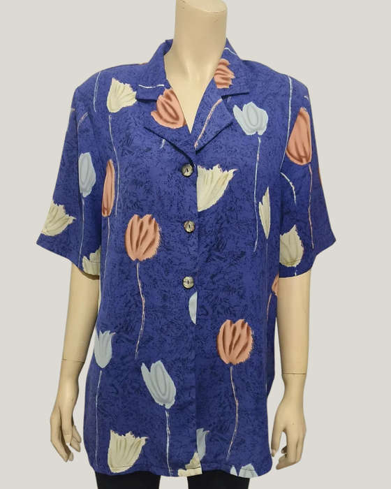 Blue Floral Top size 14/16