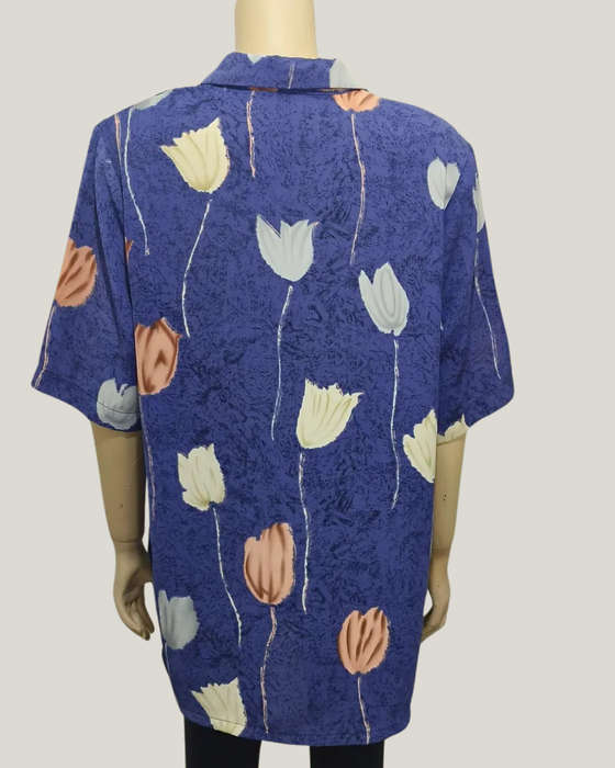 Blue Floral Top size 14/16