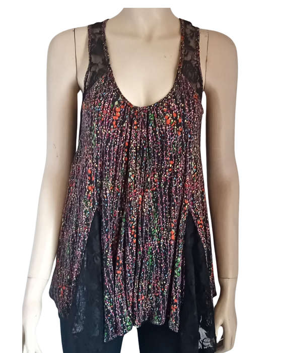 Floral Sleeveless Top size 14 from Atmosphere