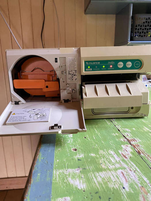 Fujifilm NC-400D Printpix Digital Color Printer