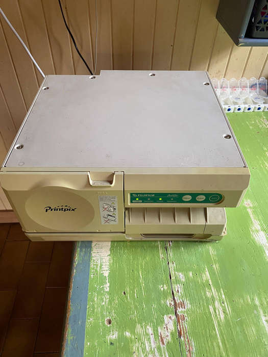 Fujifilm NC-400D Printpix Digital Color Printer