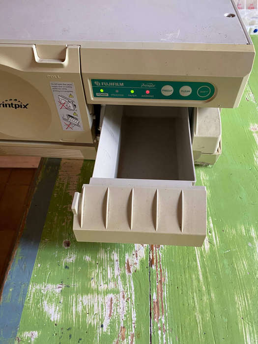 Fujifilm NC-400D Printpix Digital Color Printer