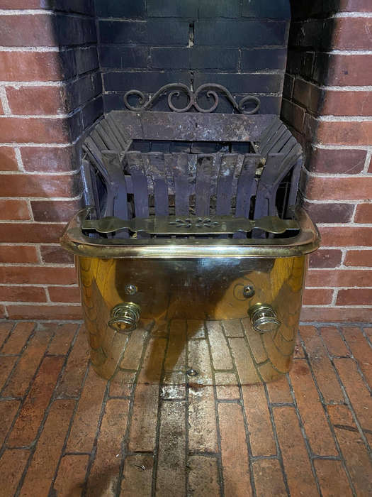 SUPERB VICTORIAN BRASS FIRE TRIVET