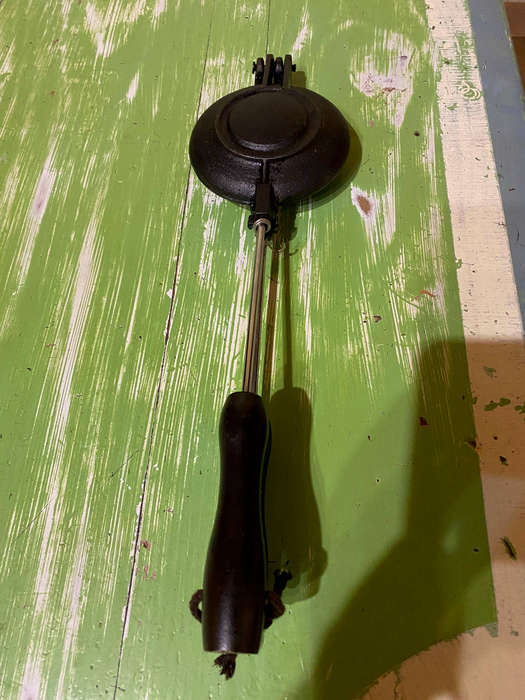 Vintage Cast Iron Jaffle Maker