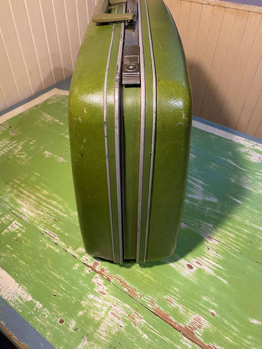 Vintage 1960s Samsonite Silhouette Green Suitcase Travel Luggage No Key