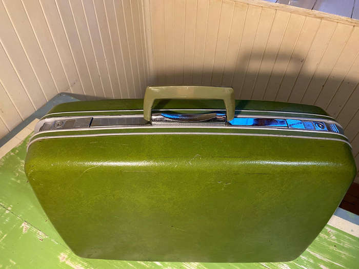 Vintage 1960s Samsonite Silhouette Green Suitcase Travel Luggage No Key
