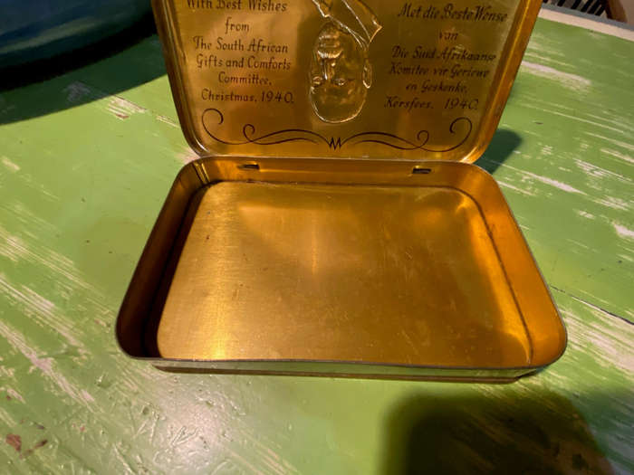 Greetings from South Africa African WWII Armed Forces 1940 Gift Tin