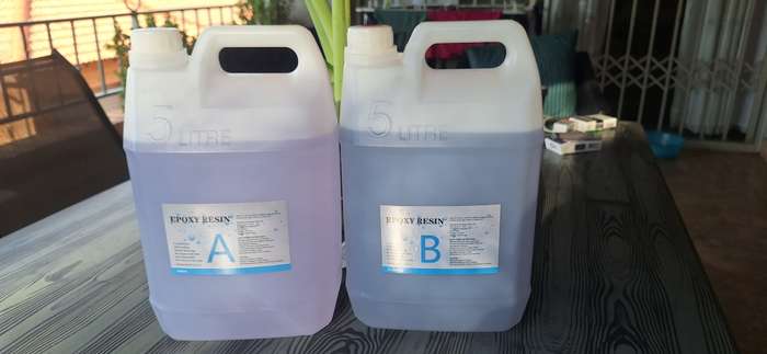 Super Clear Epoxy Resin