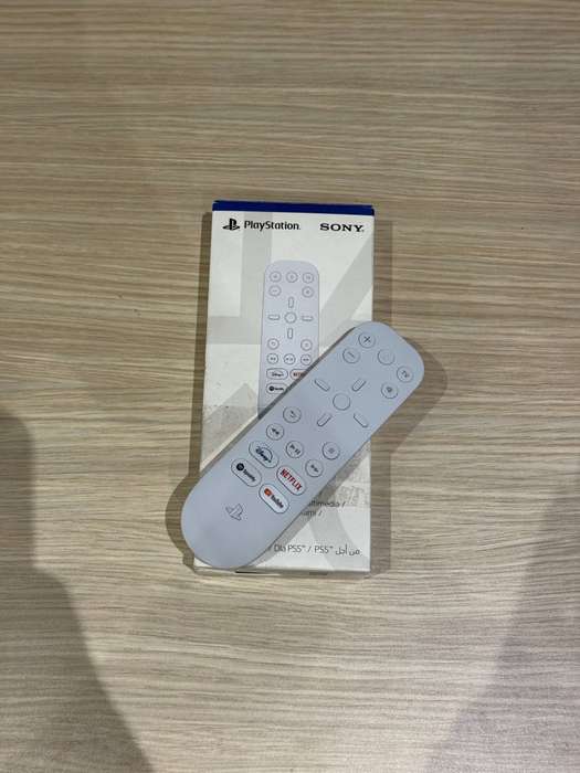 PLAYSTATION 5 DIGITAL EDITION BOXED PS5(MINT CONDITION) **FREE PS5 MEDIA REMOTE**