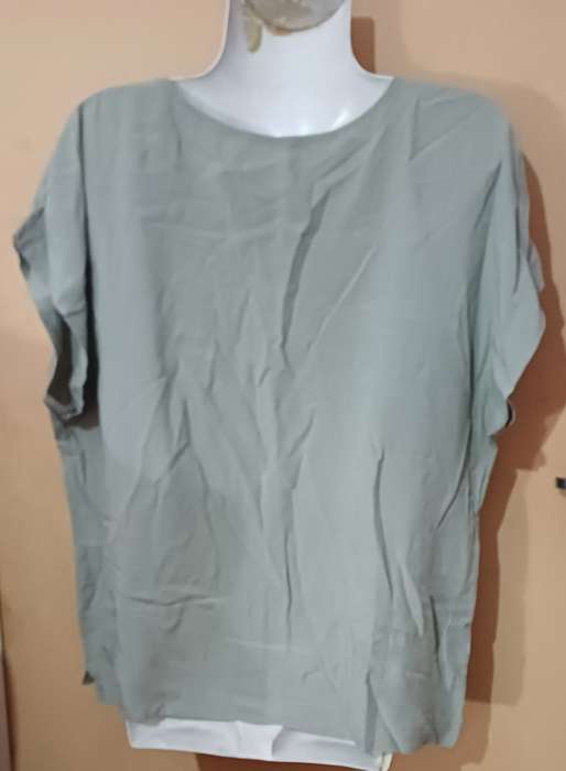 Ladies - Green Top - Make - Woolworths - Size - M