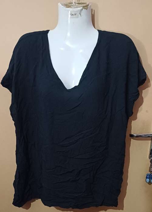 Ladies - Black Top - Make - Real Woman - Size - XXXL