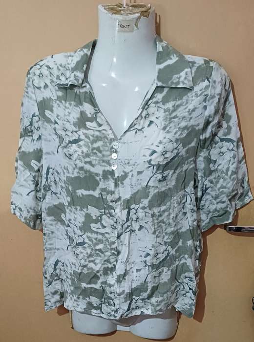 Ladies - Multicolored Blouse - Make - no make - Size - no size