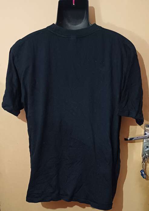 Mens - Black T-Shirt - Make - no make - Size - M