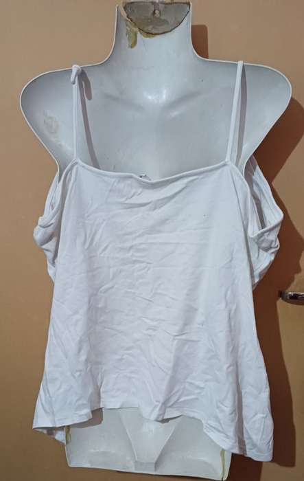 Ladies - White Top - Make - Image - Size - 46