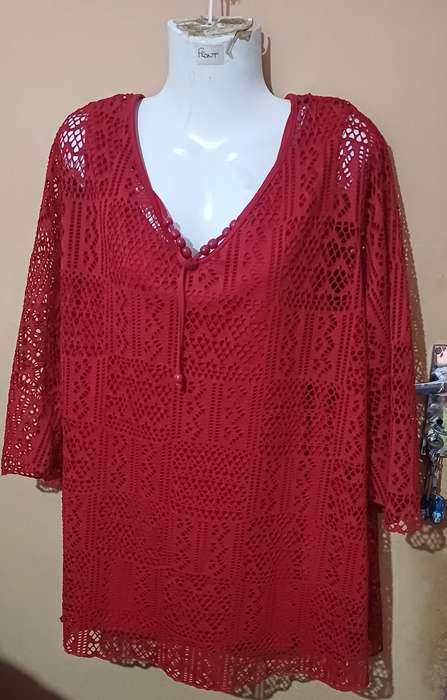 Ladies - Red Blouse With Inner - Make - Penny C - Size - 22