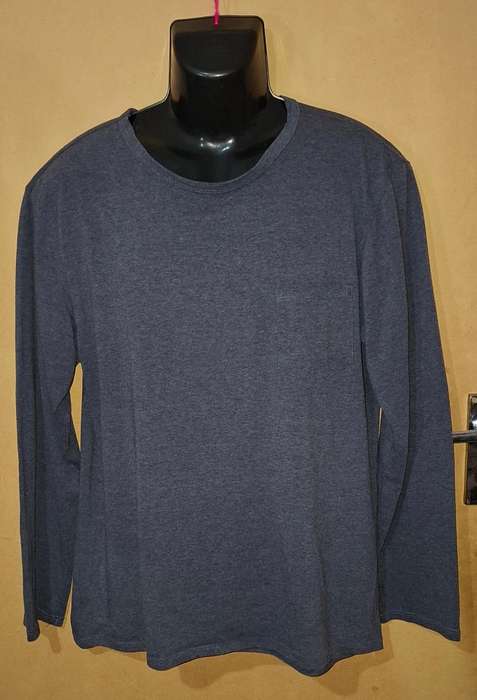 Mens - T - Shirt - Make - MRP - Size - XL