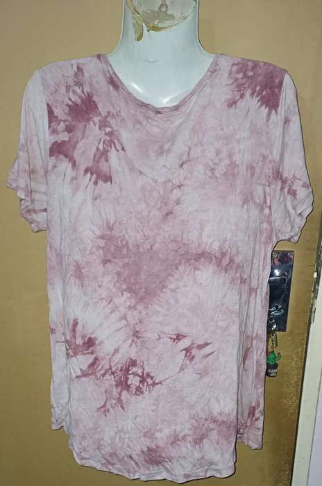 Ladies - Multicolored Top - Make - no make - Size - no size