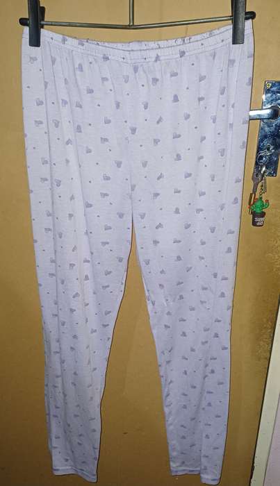 Ladies - 2 Pce Pajamas - Make - Nott & Di - Size - M