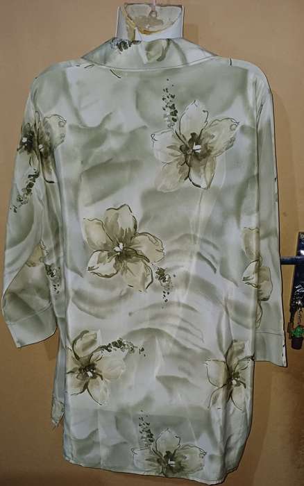 Ladies - Multicolored Blouse - Make - no make - Size - no size