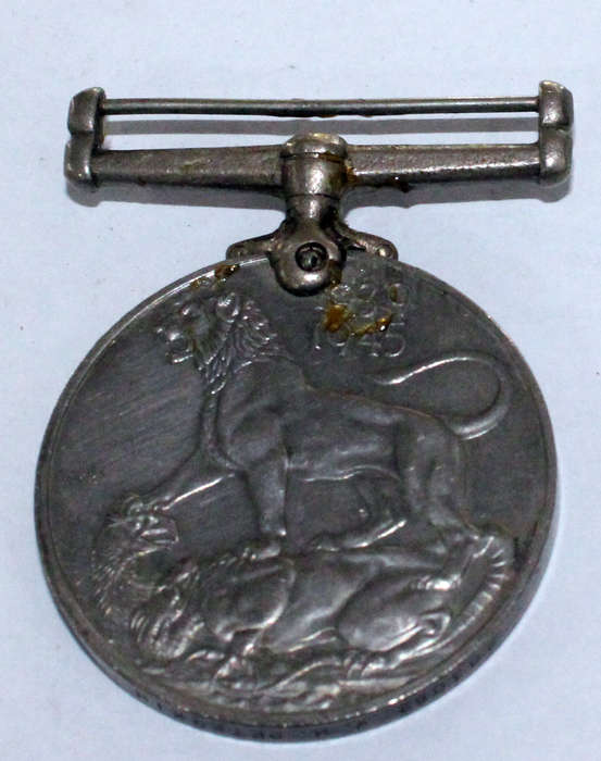 39-45 War Medal- 203062 WH Peterkin