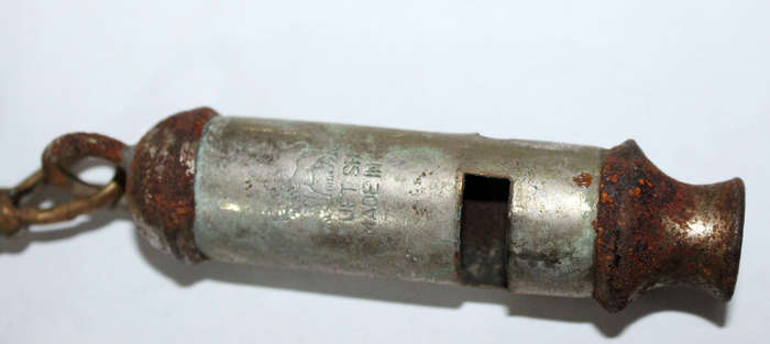 SADF  infantry lanyard and whistle
