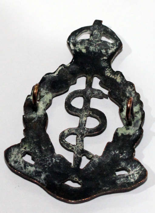 WW2 SA Medical Corps cap badge