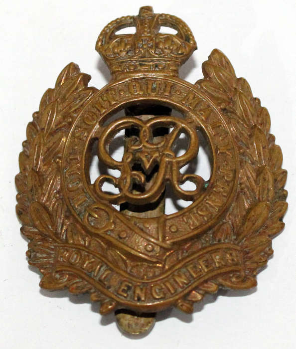 WW1 Royal Engineers Cap badge