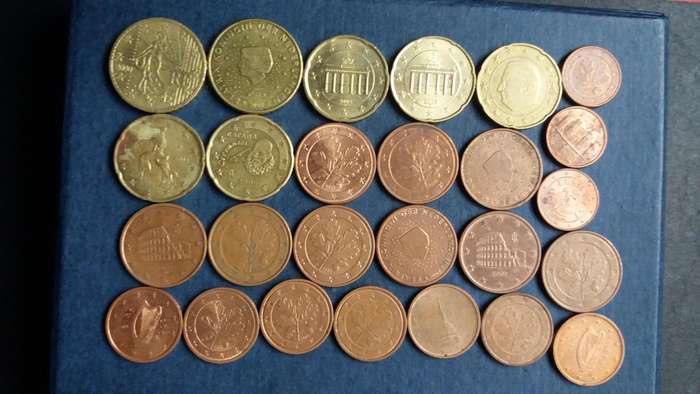 Euro Lot * 2 Euro 62 cent   R54 * 26 x coins