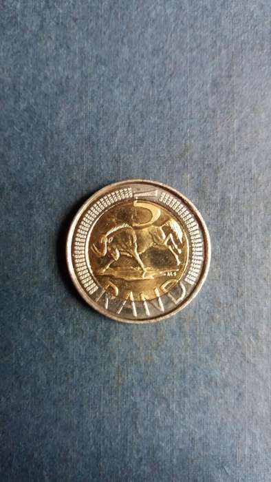South Africa 2022 R5  AU/UNC condition