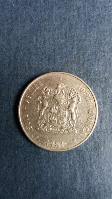 South Africa 1981 R1 * Low Mintage - 2035000*