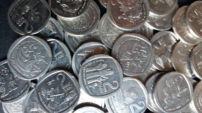 South Africa lot of 40 commemorative R2 coins