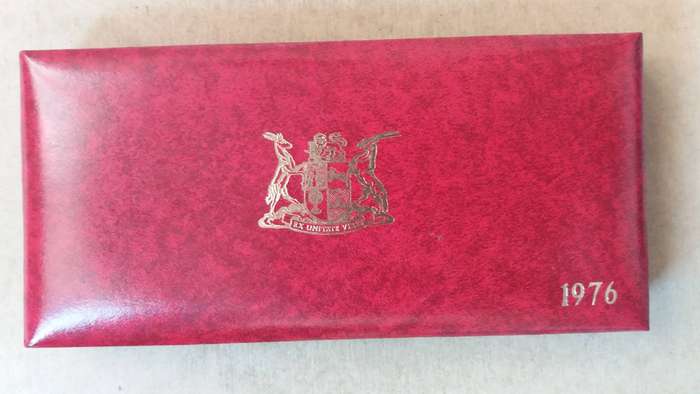 South Africa 1976 -Fouche- Partial Proof Set-Includes 1/2c-50c in SA Mint Box.Brilliant Proof Coins.