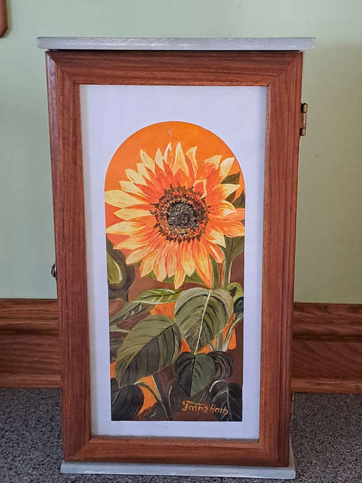 Precious wooden cabinet with oil painting front and rose wood door surround