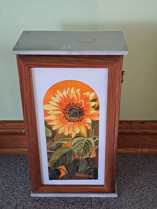 Precious wooden cabinet with oil painting front and rose wood door surround