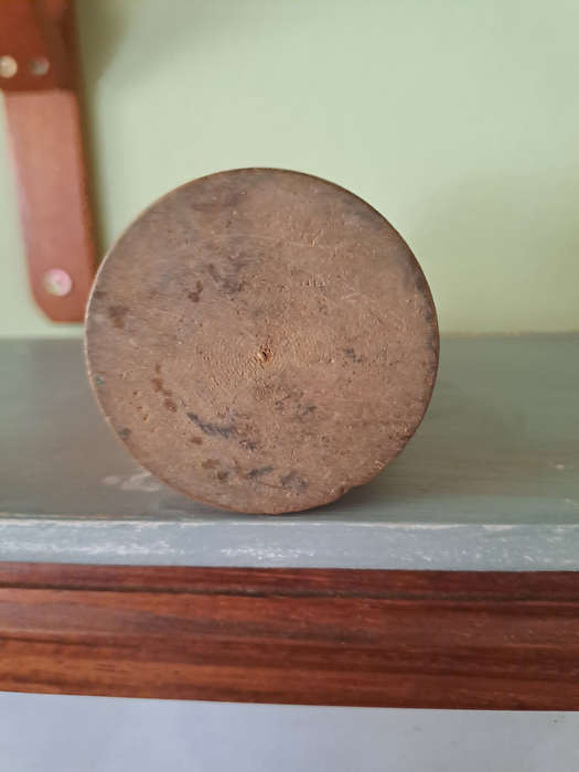 Rare original Oriental Sapolin gold paint wood turned jar (no 2)