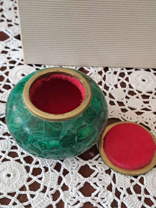 Malachite trinket box BEAUTIFUL