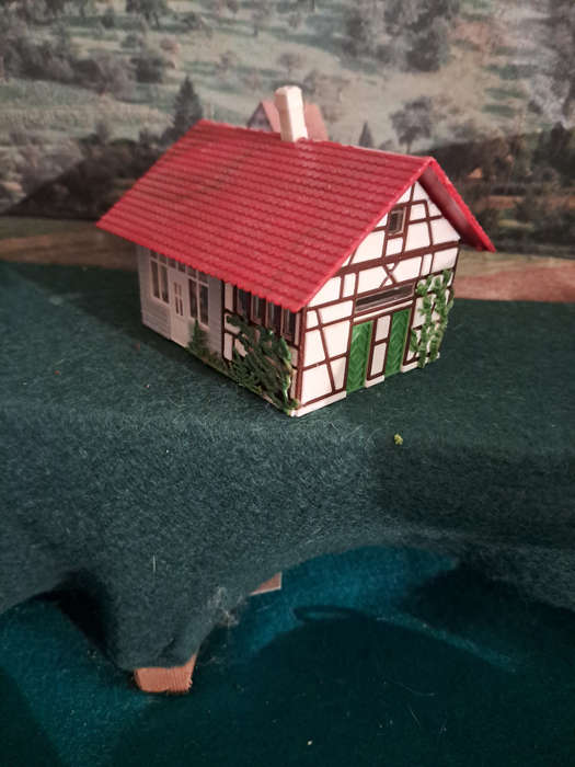 Faller HO 277 timber chalet