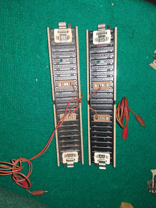 Matklin ho 3 rail electric track section Each